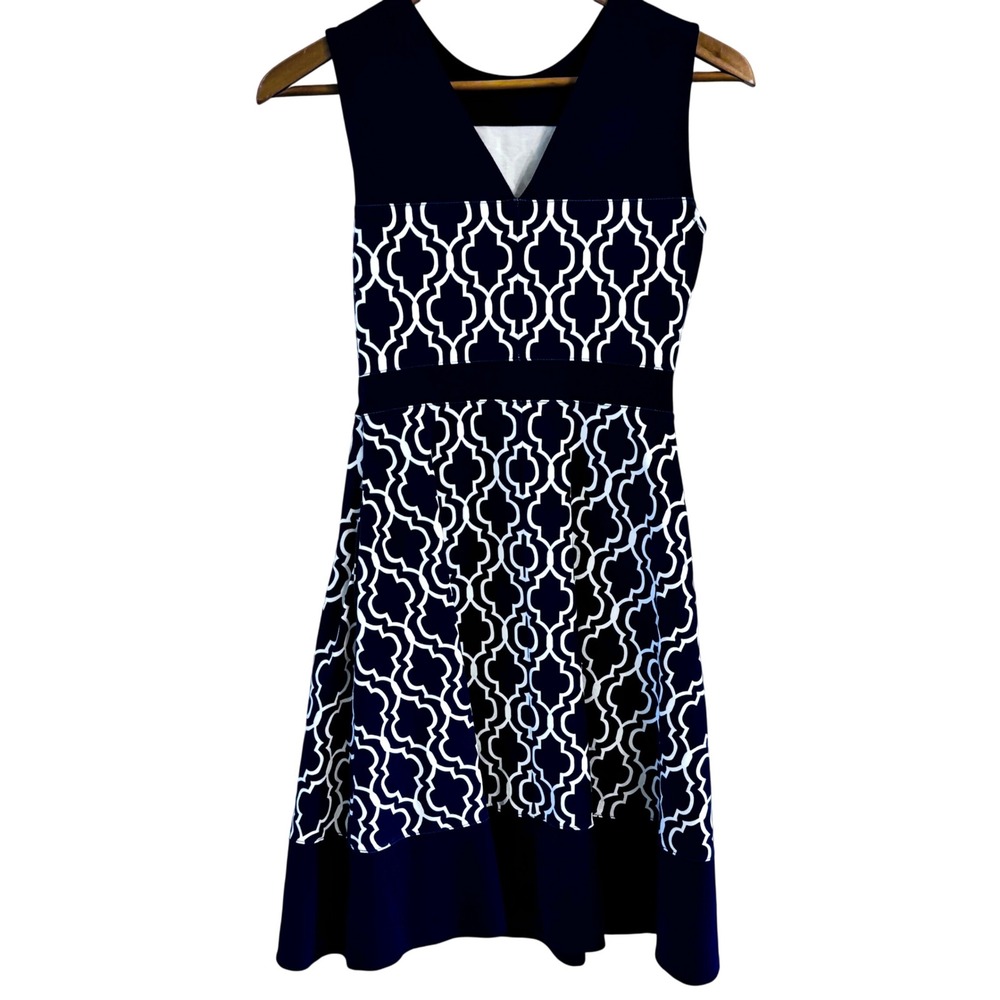 Lands‎ End Fit and Flare Dress 0P Navy Blue White Geometric Trellis Nautical - Picture 2 of 12